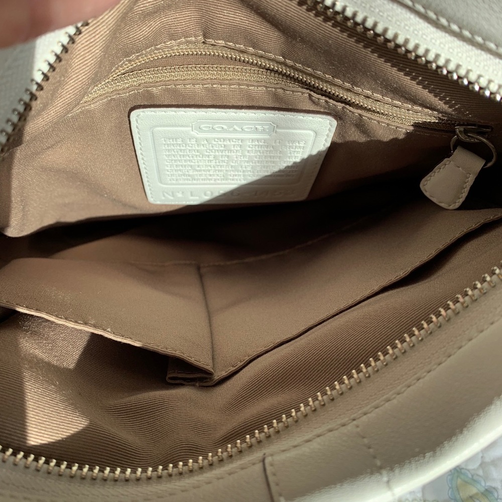 Purse - Picture 4 of 4